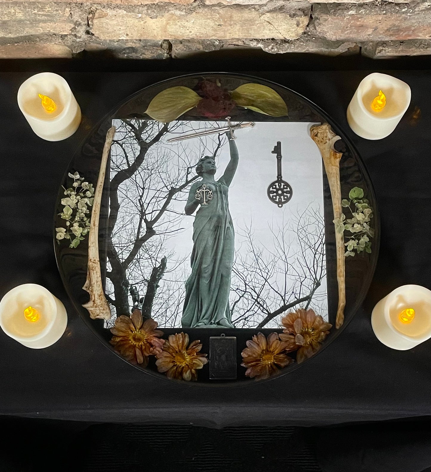 Justice Tarot Resin decor