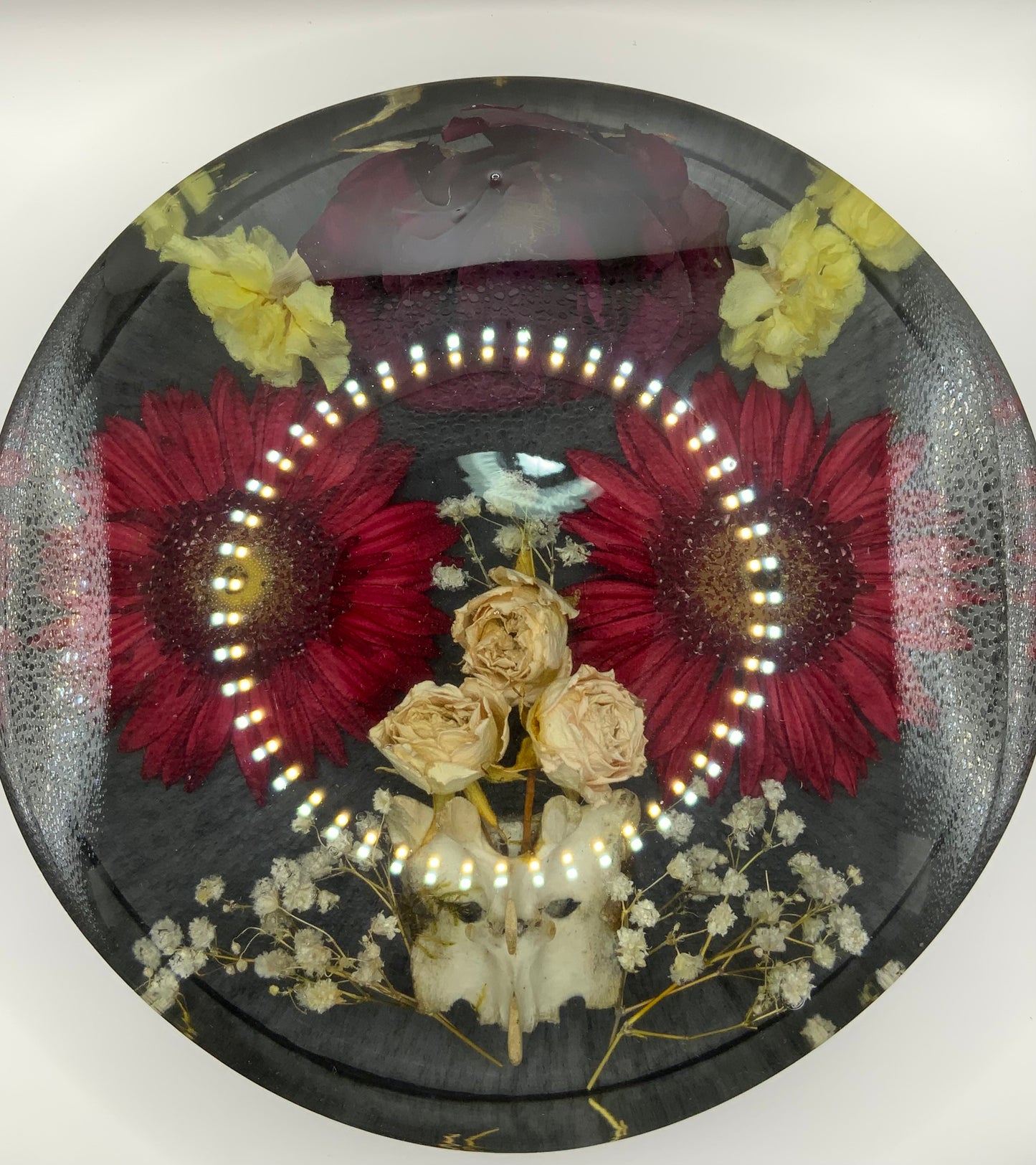 Dark Beauty Resin decor