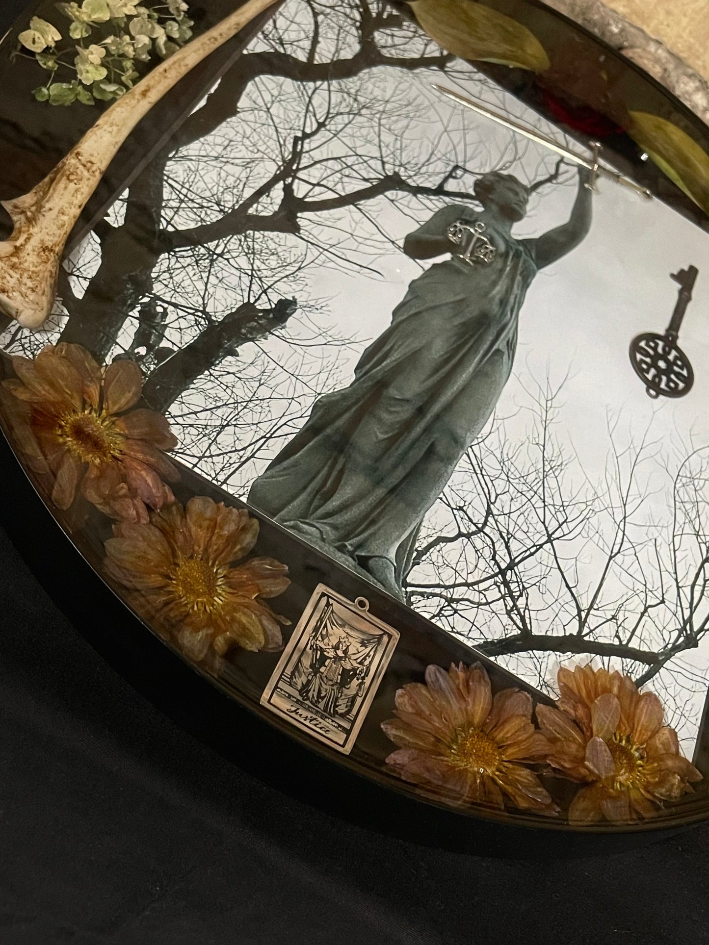 Justice Tarot Resin decor